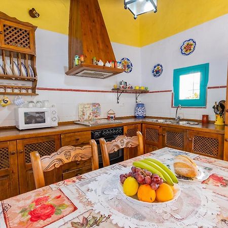 Casa Rosa, Con Encanto Y Piscina Climatizada Фрихилиана Экстерьер фото