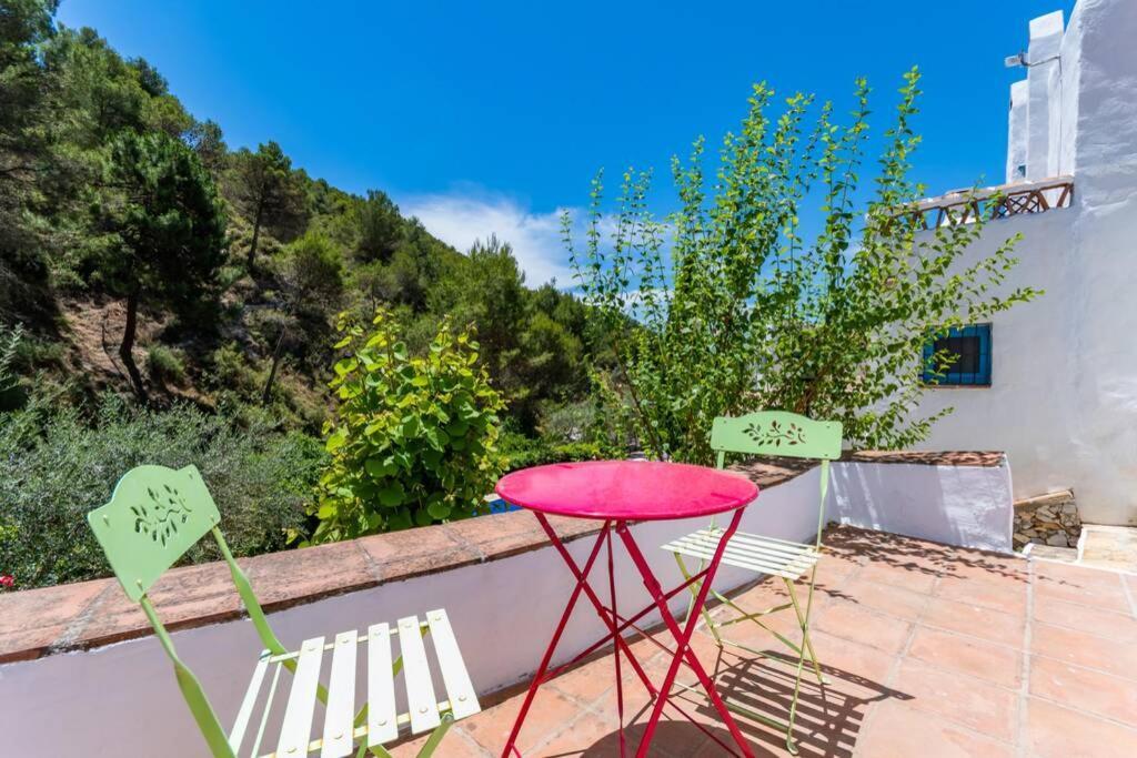 Casa Rosa, Con Encanto Y Piscina Climatizada Фрихилиана Экстерьер фото